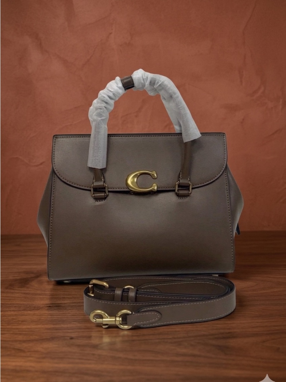 Coach Brown Leather Top-Handle Satchel with Gold 'C' Hardware - Picture 4 of 4
